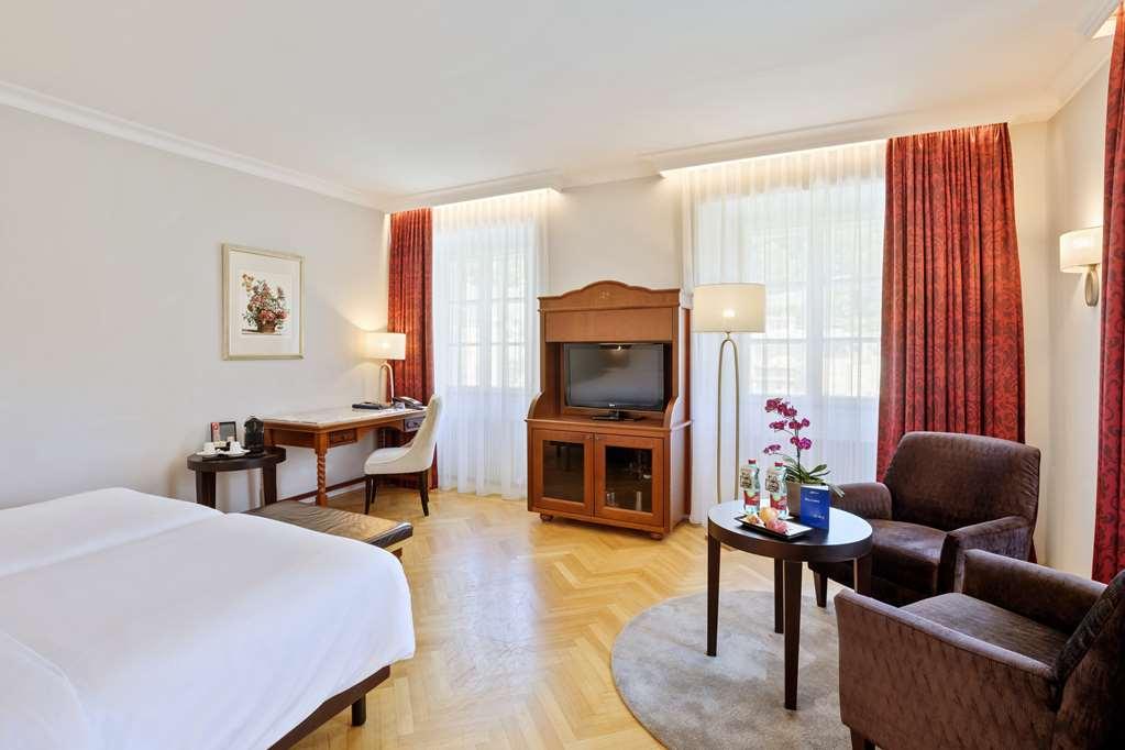 Radisson Blu Hotel Altstadt, ザルツブルク 部屋 写真